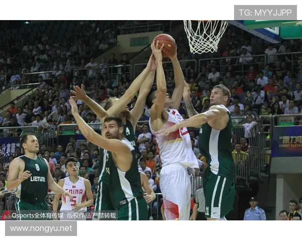 末节逆转攻防博弈升级篮球赛况动态全景解析关键球员表现走向胜负