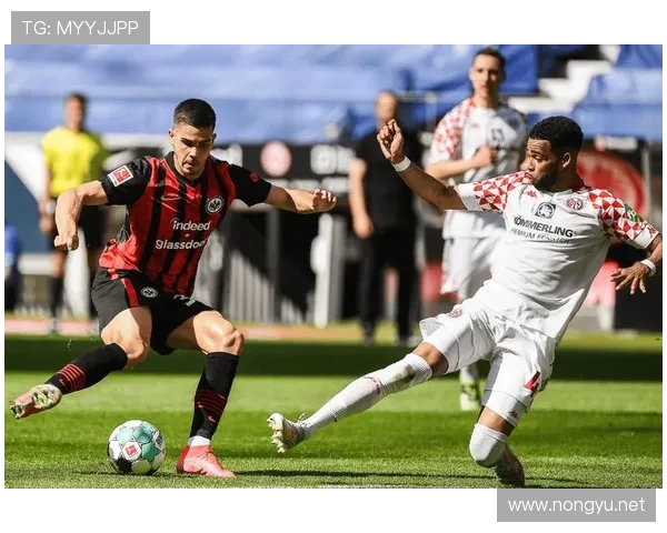 以高位逼抢为核心重塑现代足球攻防节奏与比赛主动权与团队协同效率