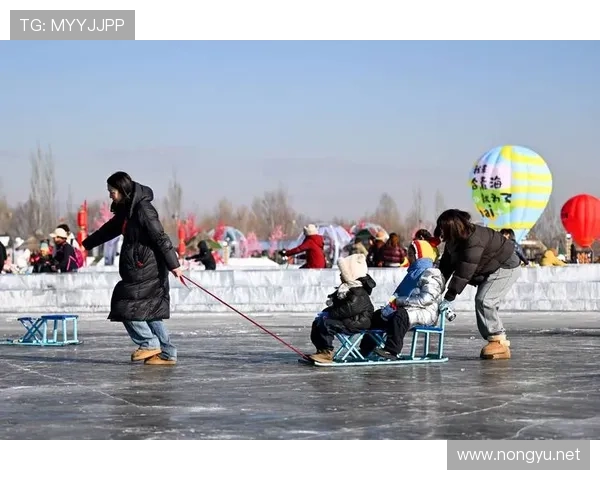 冰雪激情点燃寒冬活力推动全民参与冬季运动新风尚发展城市未来